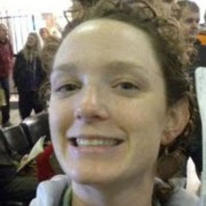 Meet your Posher, Caitlin